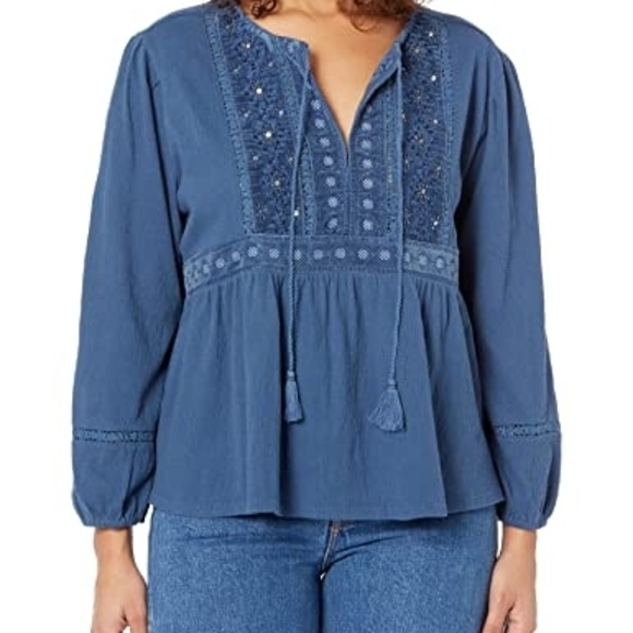 Lucky Brand Tops - Lucky Brand Women's Blue Embroidered Blouse